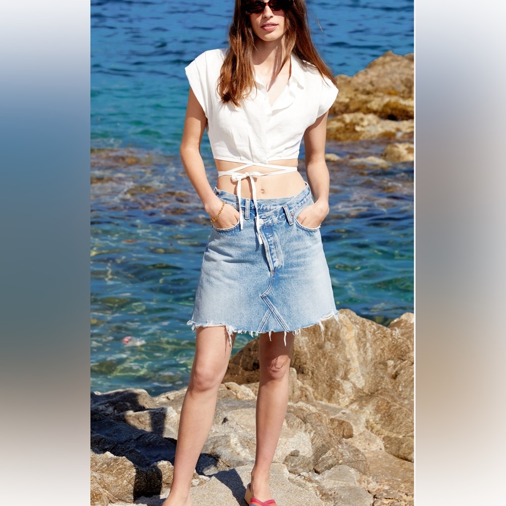 Agolde CrissCross Button fly Raw Hem Mini Denim Skirt Sz 27 S 2024 Retail 169